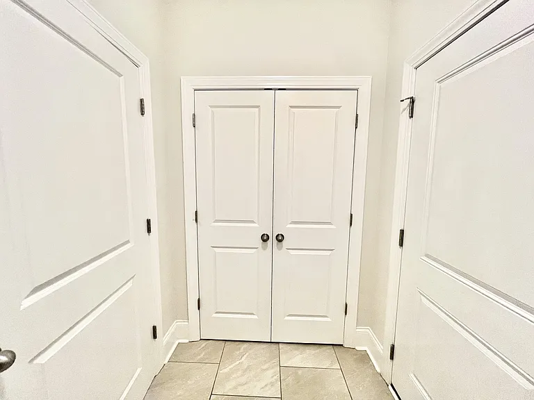 1102 Cavil Hollins Ct — Photo 26