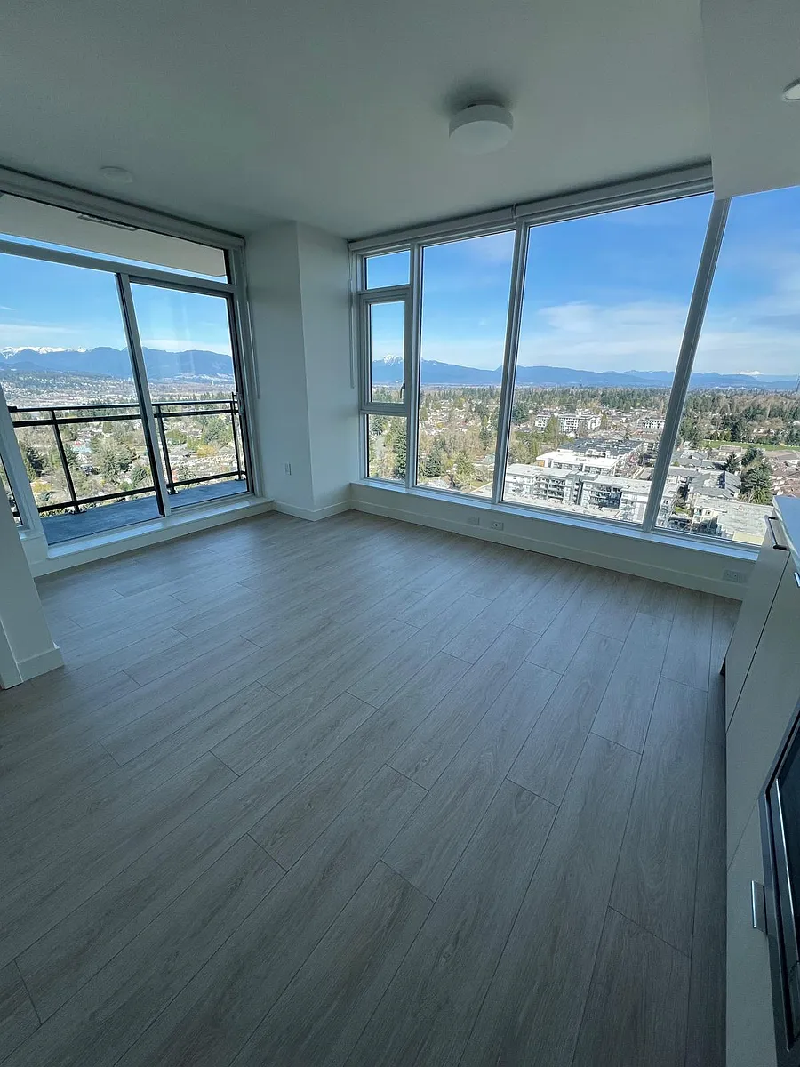 Building Photo - 13675 107a Ave #2711