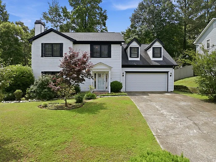 310 Crescentview Ct