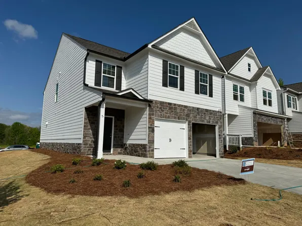 9 Pineview Dr, Dawsonville, GA 30534