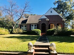 925 S Main St, Moultrie, GA 31768