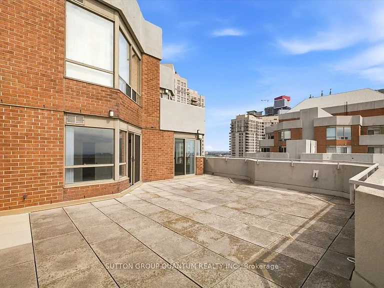 335 Webb Dr #Penthouse 106 — Photo 33