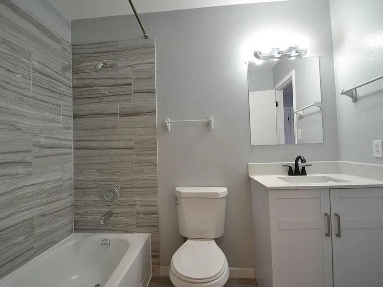 1504 Crestone Ave #B — Photo 14