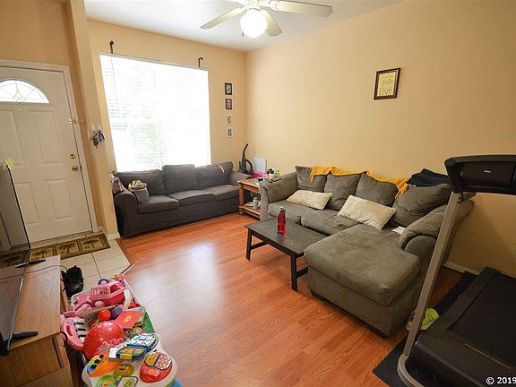 4th image of 4415 SW 34th Street 608 #608