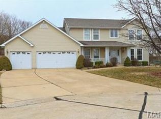 14 Peregrina Dr, O'Fallon, MO 63368
