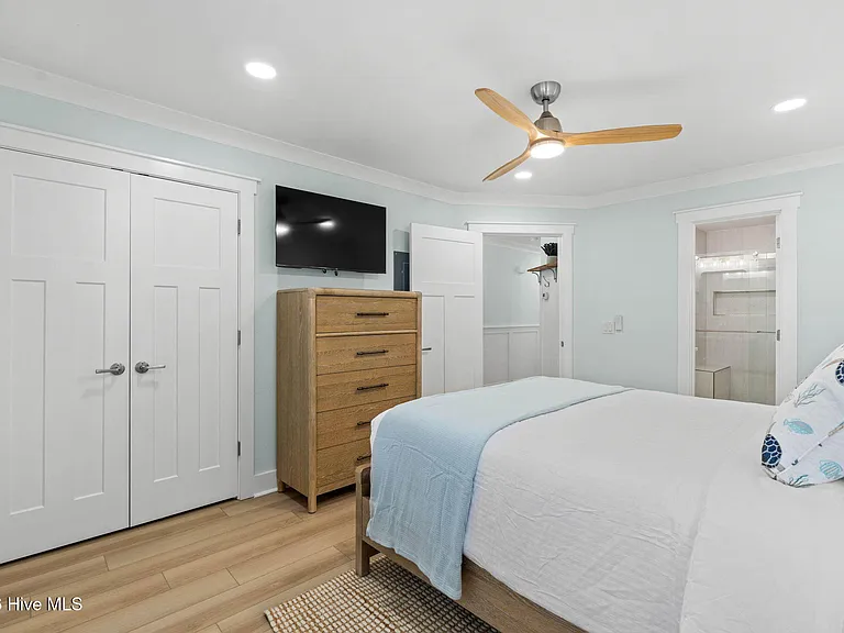 330 S Middleton Dr NW #306 — Photo 12