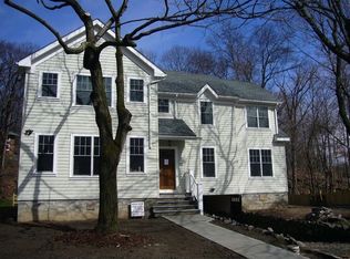 2 Rosedale Ave, Hastings On Hudson, NY 10706