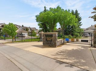 6 Prestige Point NW, Edmonton, AB T6M2T3
