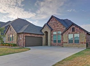 219 Spruce Valley Dr, Justin, TX 76247