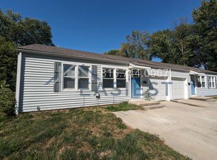 512 SE 4th St #B, Lees Summit, MO 64063