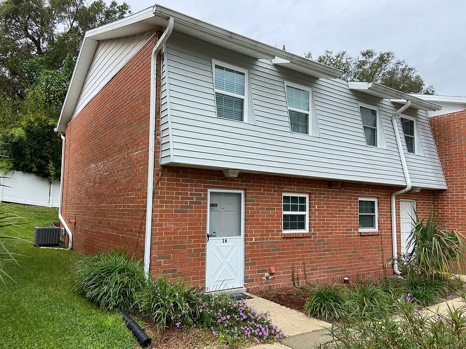 621 W Indiana Ave #16