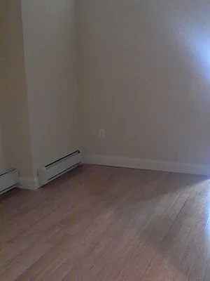 Rented by HOTPROPERTY NYC LLC | media 2