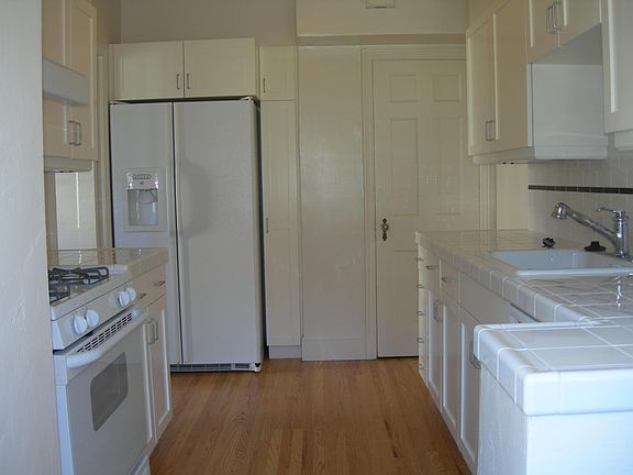 4th image of 1289 Storey Ave #B