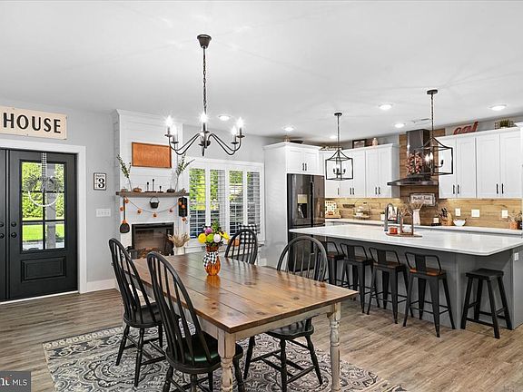 5th image of 27020 Farm View Ln