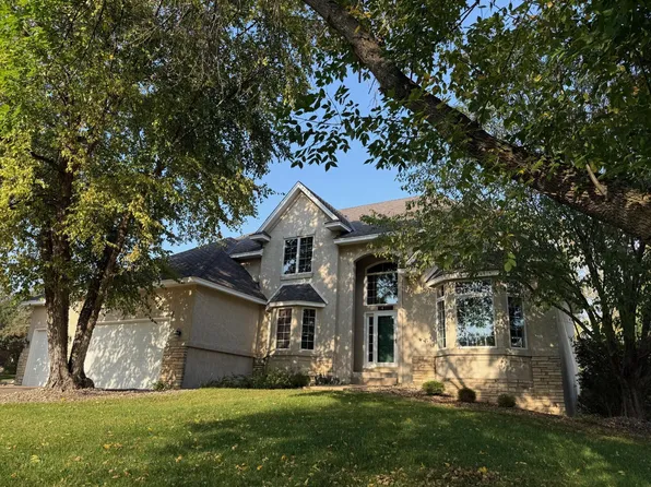 16330 Gladys Ln, Minnetonka, MN 55345