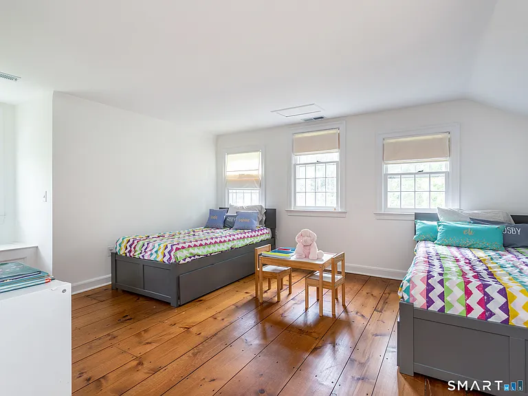 61 Old Litchfield Rd — Photo 31