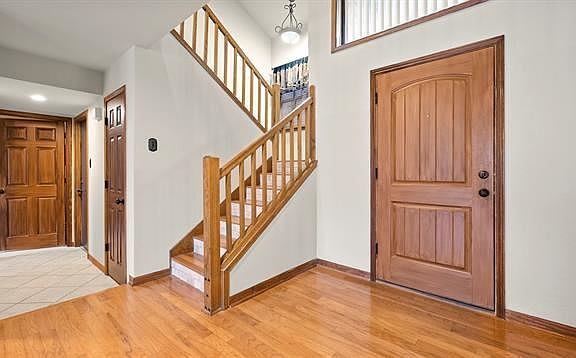 3rd image of 2610 Winding Hollow Ln