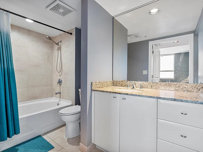 610 W Las Olas Blvd #1814N — Photo 13