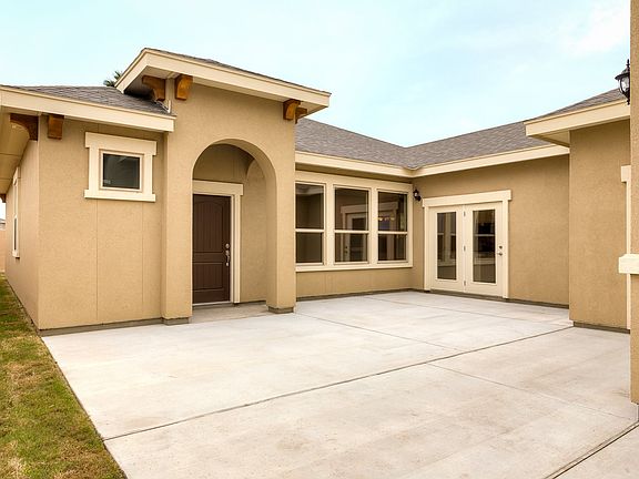 2nd image of 3605 Oriole Dr