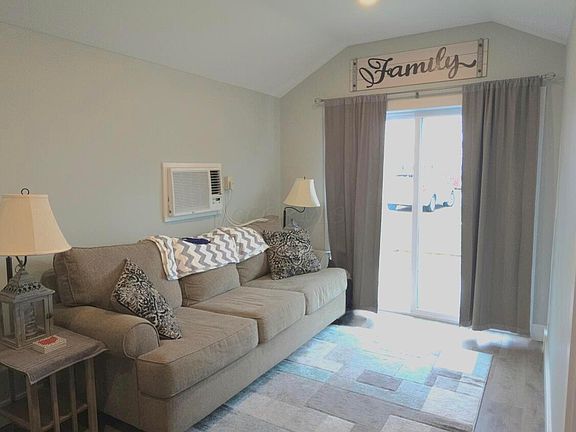 4th image of 13981 Custers Point Rd NE