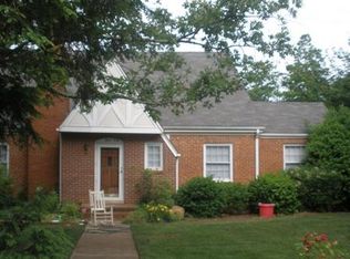 1202 Kent Rd, Raleigh, NC 27606