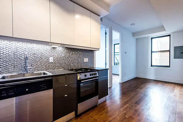 Rented by Nooklyn NYC LLC | media 1