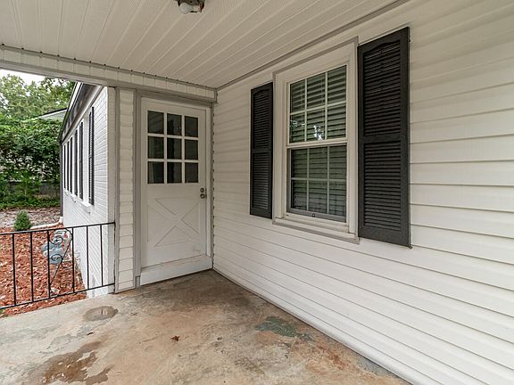 4th image of 1039 Redbird Road