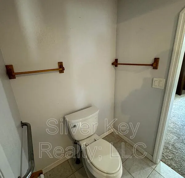 2955 Oakland Rd — Photo 23