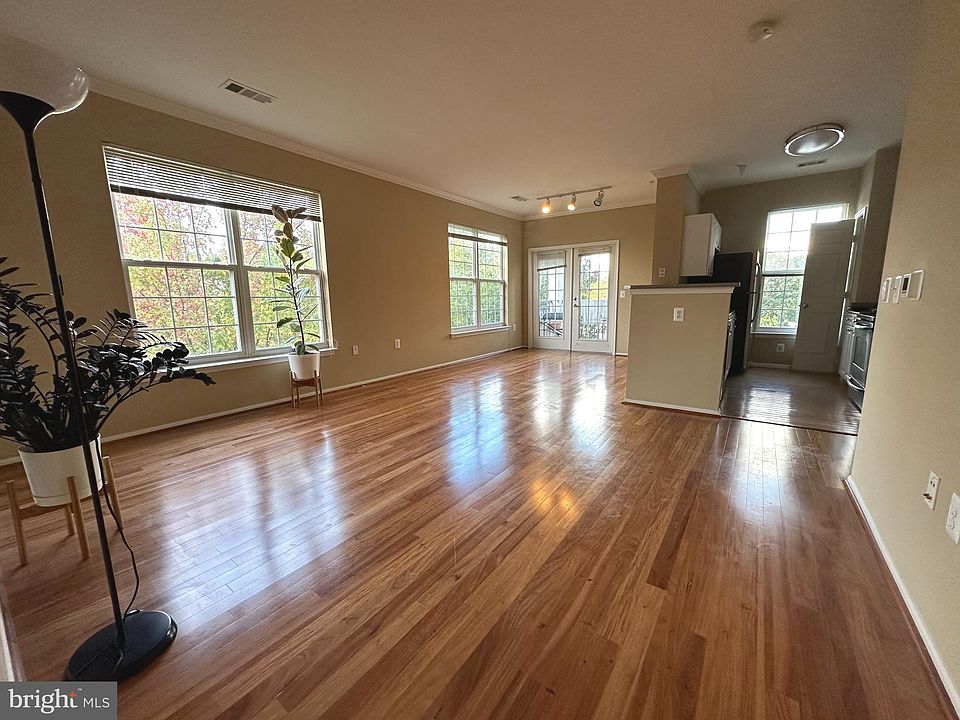1st image of 3015 Nicosh Cir Unit 2310