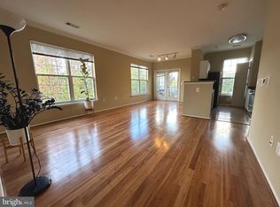 3015 Nicosh Cir UNIT 2310, Falls Church, VA 22042