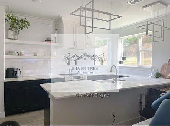 2nd image of 9073 Quarry Hill Ct