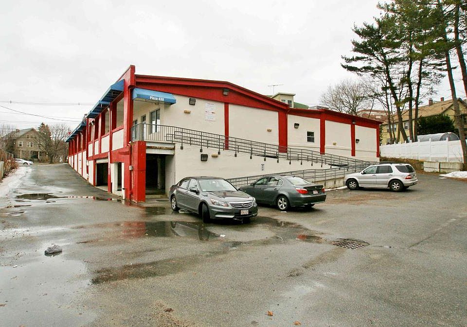 1st image of 430 Essex St Ste 6