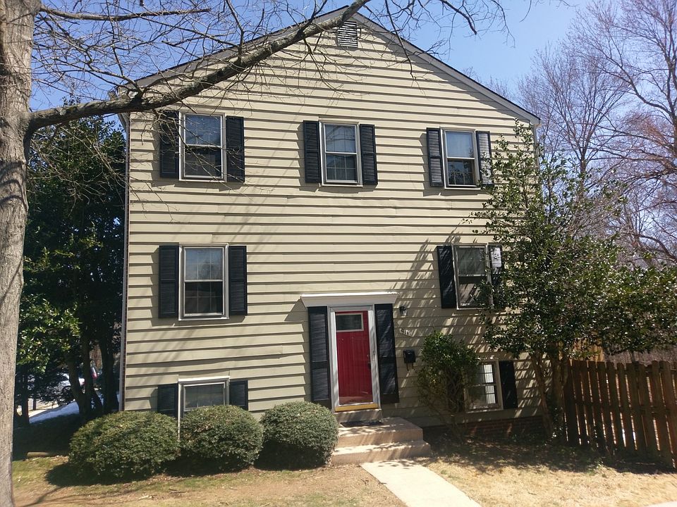 1st image of 911 Paulsboro Dr