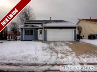13760 Huntington Ave S, Savage, MN 55378