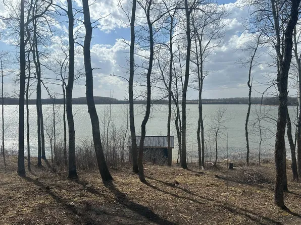 3 Boundary Lk, Dunseith, ND 58329