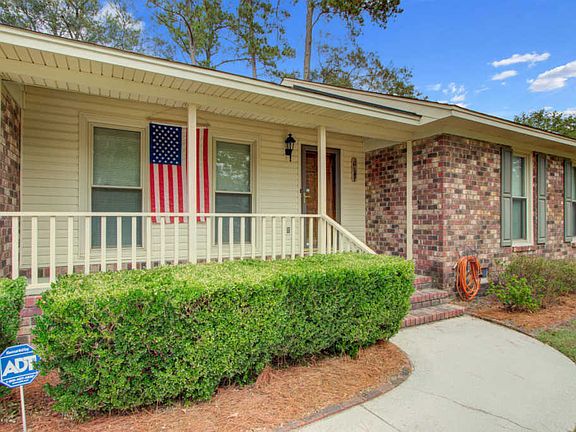 5th image of 317 Summercourt Dr