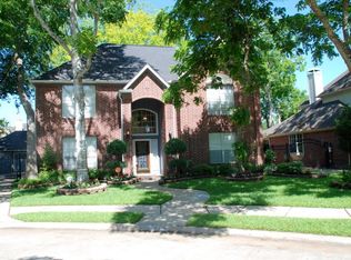 6814 Hearthside Dr, Sugar Land, TX 77479