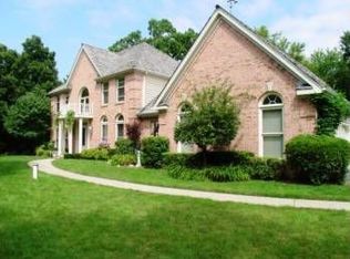 5465 Port Clinton Rd, Long Grove, IL 60047