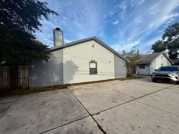 5142 Ricker Rd APT 1, Jacksonville, FL 32210