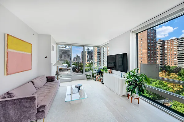 Rented by Hooli Homes New York Inc | media 1