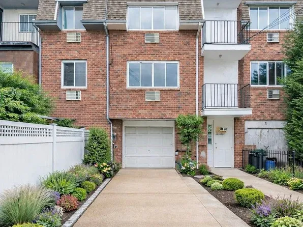 84124 Austin St, Kew Gardens, NY 11415