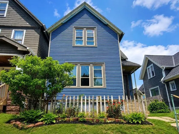 1028 S 32nd STREET, Milwaukee, WI 53215