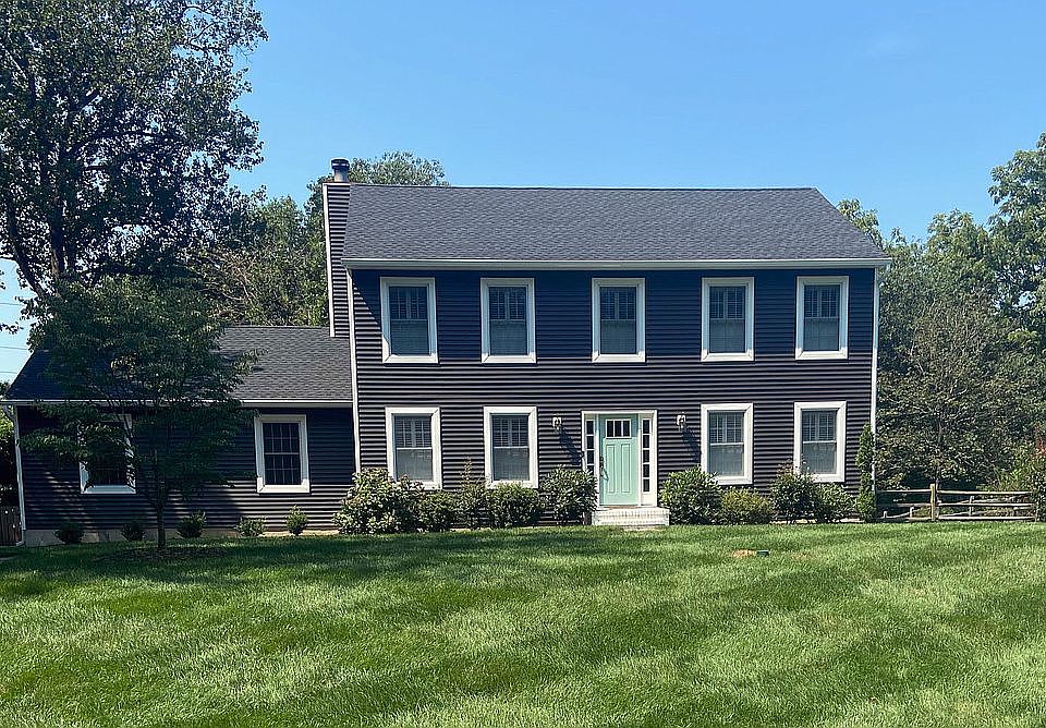 1st image of 632 Sean Dr