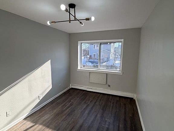 4th image of 404 Stuyvesant Ave APT 15