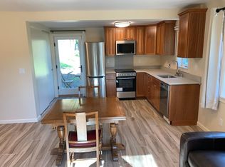 70 Hillcrest Dr, Orinda, CA