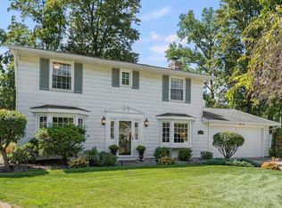 614 Oakleaf Dr, Garrett, IN 46738