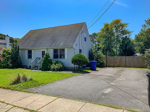 2nd image of 2019 Ravenwood Dr