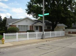 3720 N Sheridan Rd, Peoria, IL