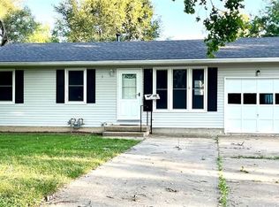 524 E 14th St, Ottawa, KS 66067