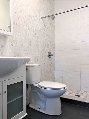 Rented by Bravado Real Estate LLC | media 18